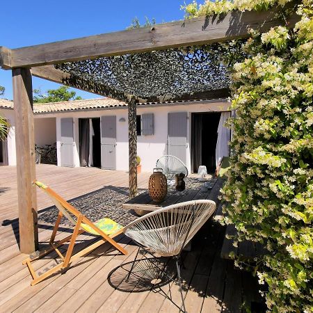 Derriere La Plage : Suite, Patio Et Pergola Le Bois-Plage-en-Ré Exterior foto
