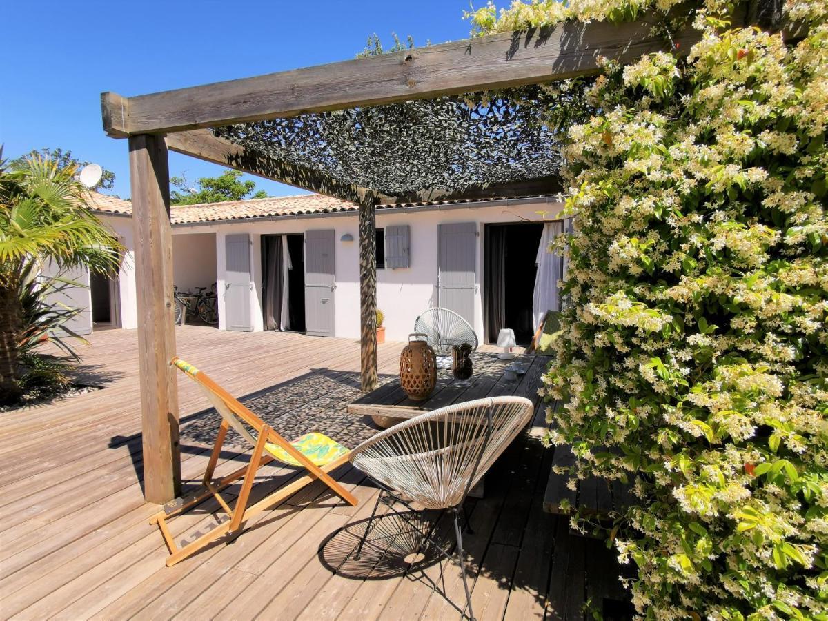 Derriere La Plage : Suite, Patio Et Pergola Le Bois-Plage-en-Ré Exterior foto