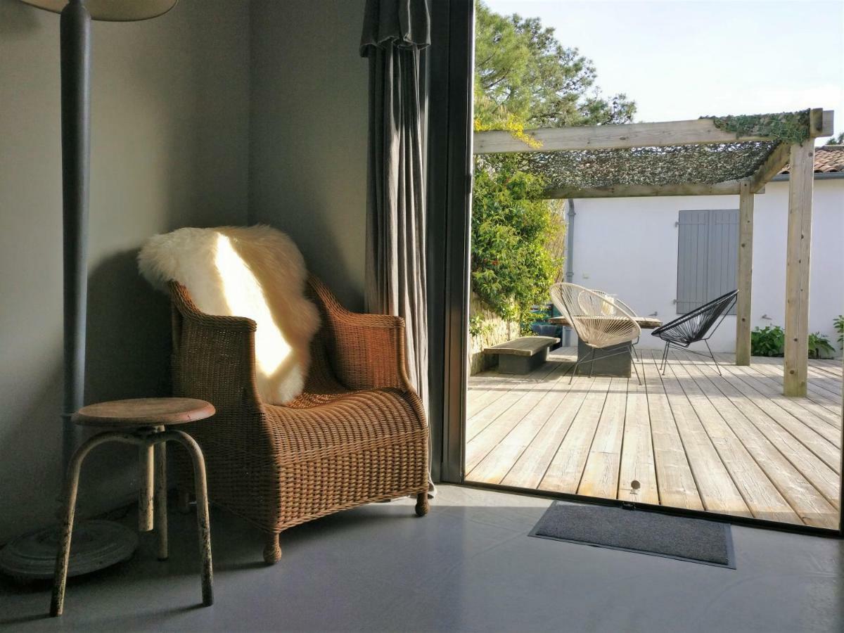 Derriere La Plage : Suite, Patio Et Pergola Le Bois-Plage-en-Ré Exterior foto